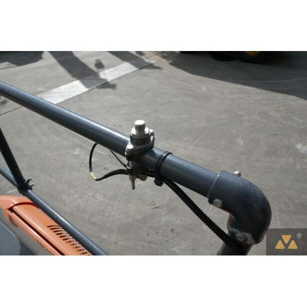 2019 Hitachi ZX300LC-6-42214769