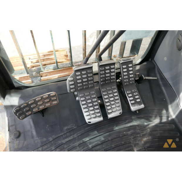 2019 Hitachi ZX300LC-6-42214781