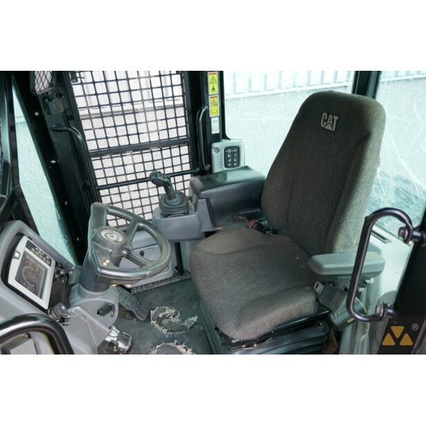 2018 Caterpillar 525D-42214842