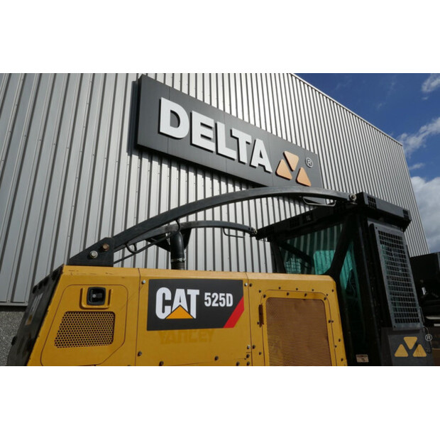 2018 Caterpillar 525D-42214860