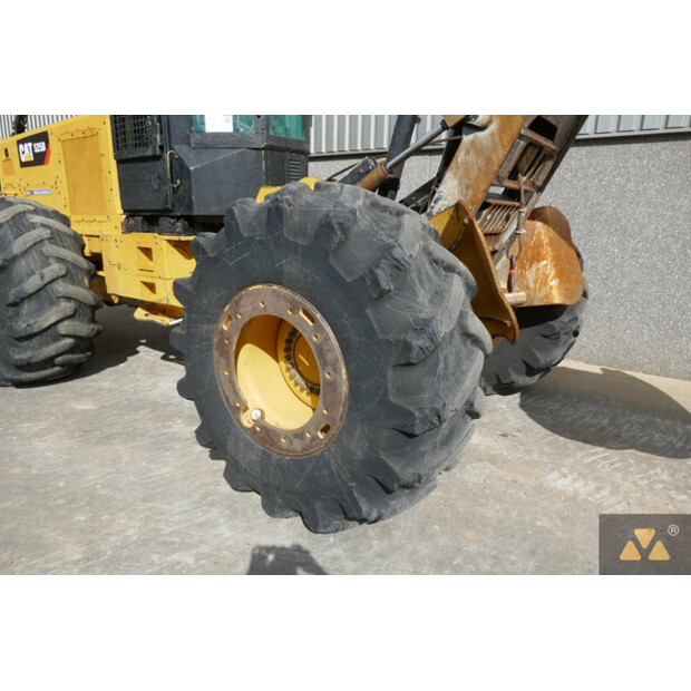 2018 Caterpillar 525D-42214870