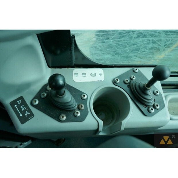 2018 Caterpillar 525D-42214888