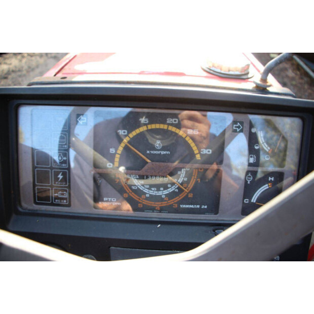 YANMAR FX22D-42215228