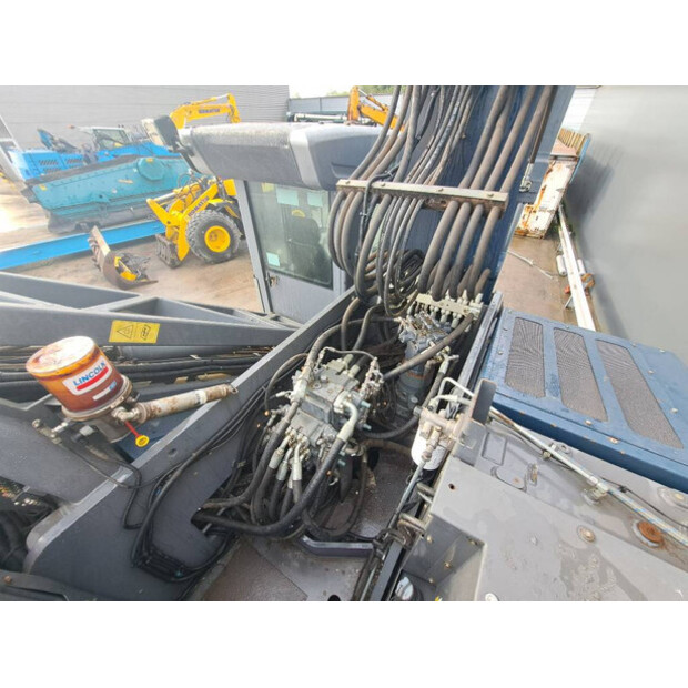 2017 FUCHS MHL350F-42215326