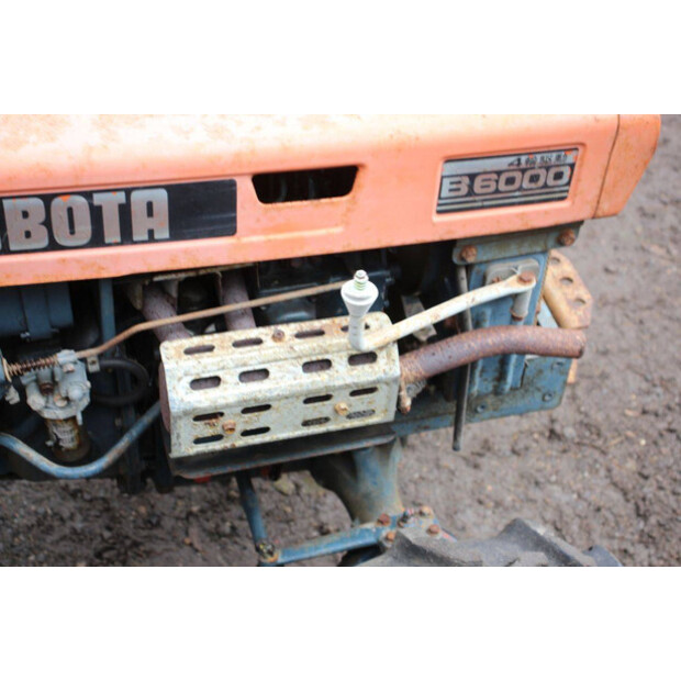 كوبوتا B6000-42215931