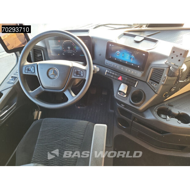 2023 Mercedes-Benz Actros 1848-42216470