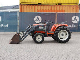 Image de TRACTEURS KUBOTA GT8 À vendre à Lituanie