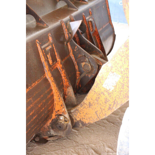 2008 Hitachi ZW180-42217142