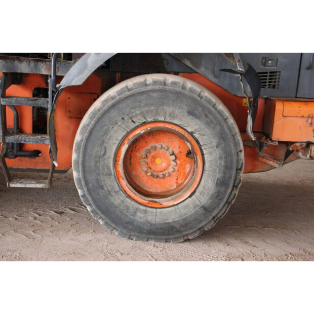 2008 Hitachi ZW180-42217144