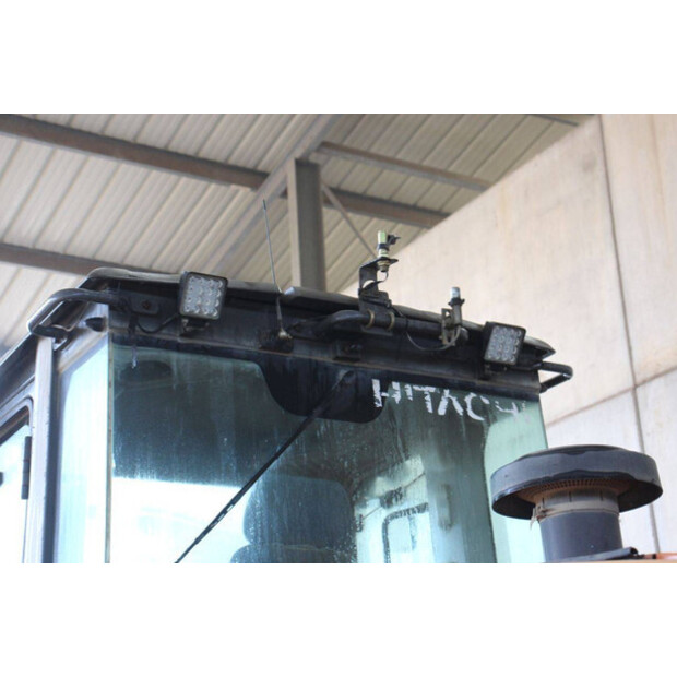 2008 Hitachi ZW180-42217154