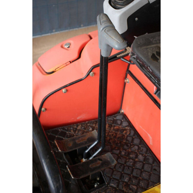 2007 FF Industrial ME18-42217201