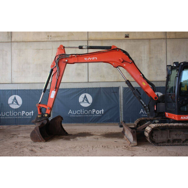2016 KUBOTA KX080-4-42217332