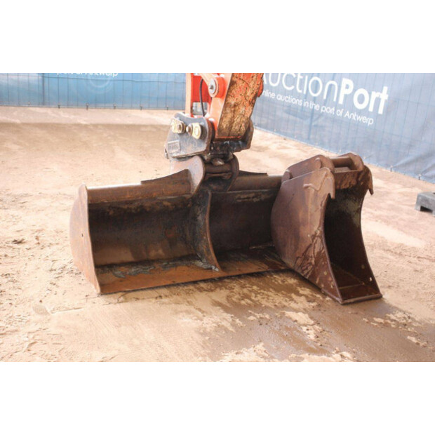 2016 KUBOTA KX080-4-42217336
