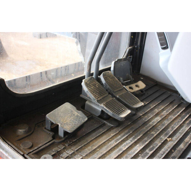 2016 KUBOTA KX080-4-42217358