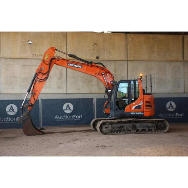 Doosan DX140LCR-42217478