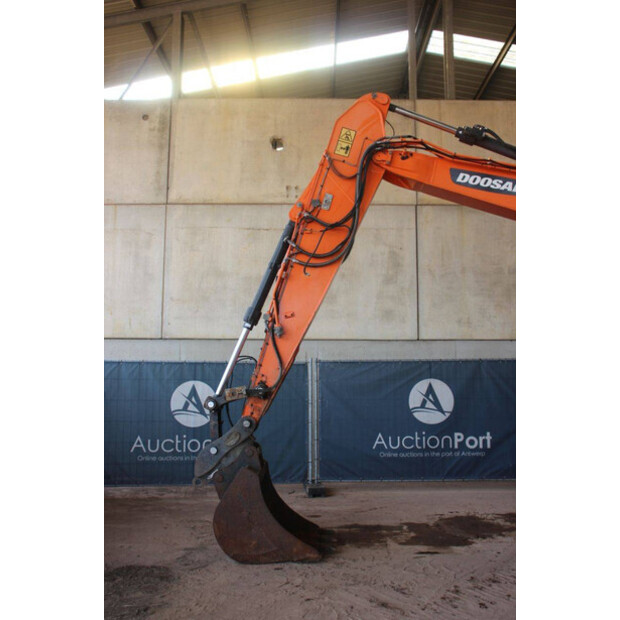 Doosan DX140LCR-42217487