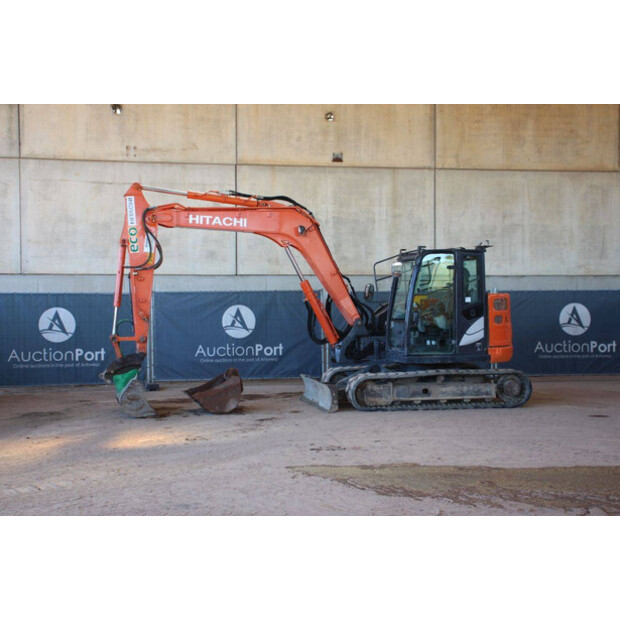 2016 Hitachi ZX85USB-5A-42217621