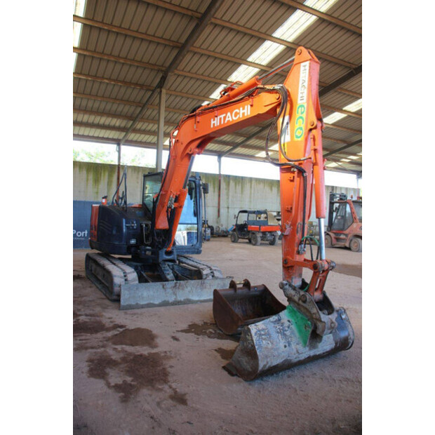 2016 Hitachi ZX85USB-5A-42217626