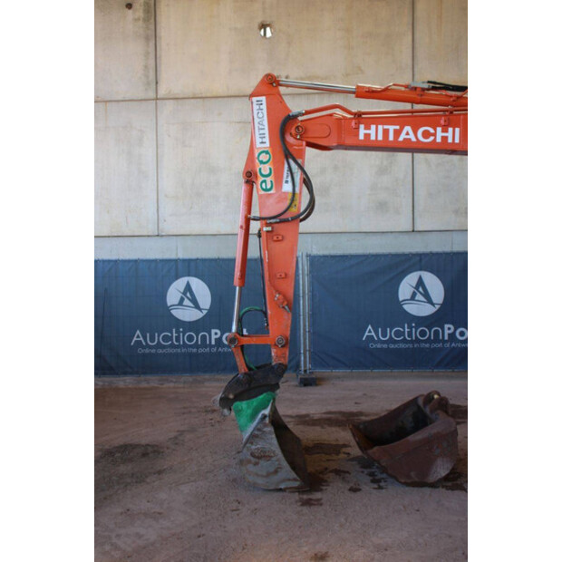 2016 Hitachi ZX85USB-5A-42217630