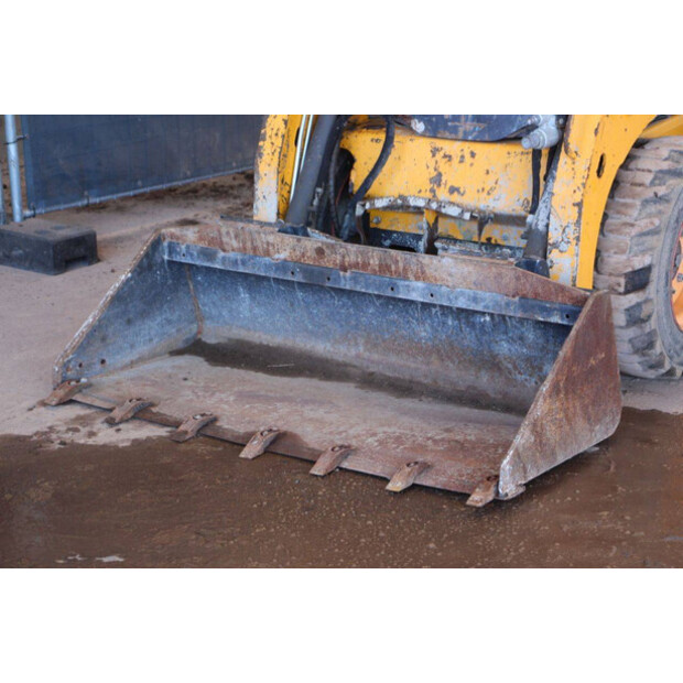 2016 BOBCAT S450-42217689