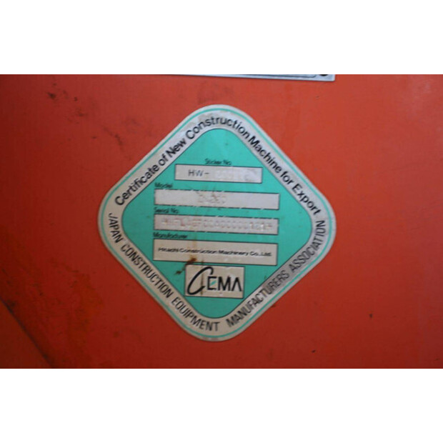 2006 هيتاشى ZW220-42217874