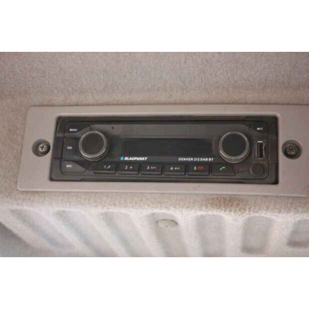 2006 هيتاشى ZW220-42217890