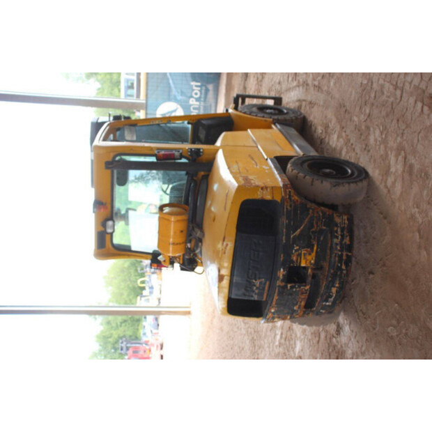 2005 Hyster H5.50XM-42218035