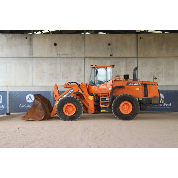 2011 Doosan DL420-42218500