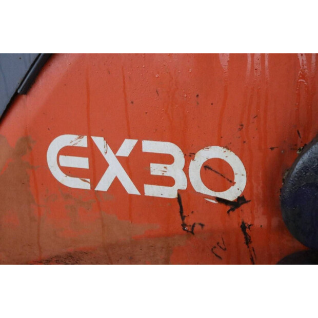 2001 Hitachi EX30-2-42218863
