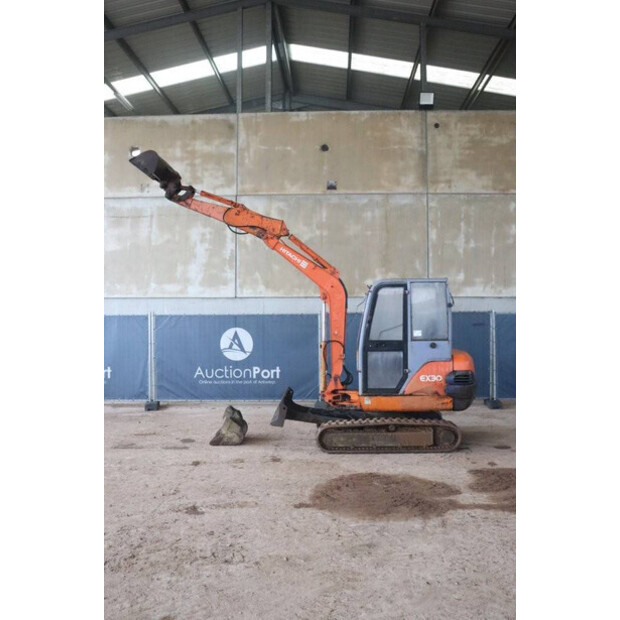 2001 Hitachi EX30-2-42218875