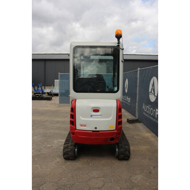 2024 TAKEUCHI TB216-42219472