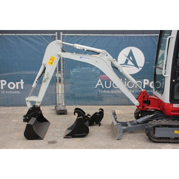 2024 TAKEUCHI TB216-42219477