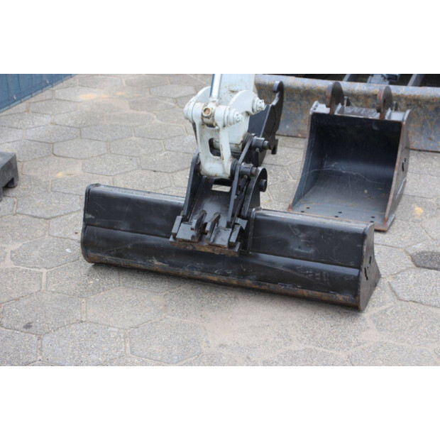 2024 TAKEUCHI TB216-42219484