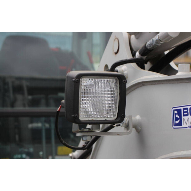 2024 TAKEUCHI TB216-42219488