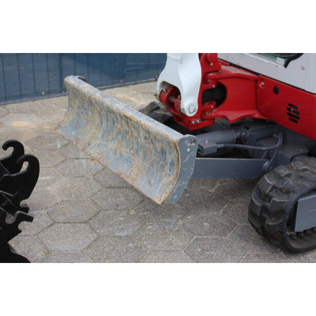 2024 TAKEUCHI TB216-42219507