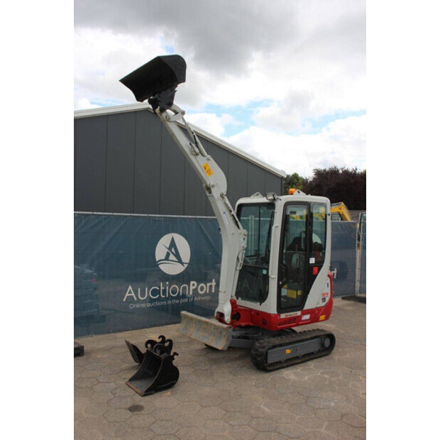 2024 TAKEUCHI TB216-42219508