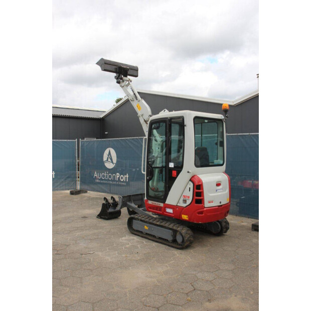 2024 TAKEUCHI TB216-42219510