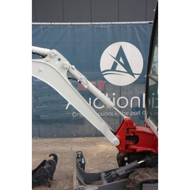 2024 TAKEUCHI TB216-42219523