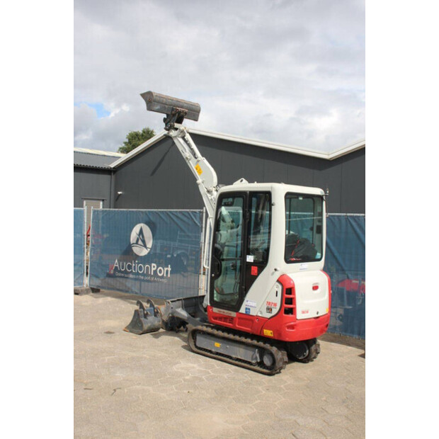 2024 TAKEUCHI TB216-42219552