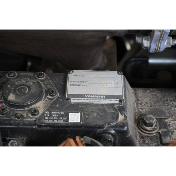 2023 يانمار V80-42219590
