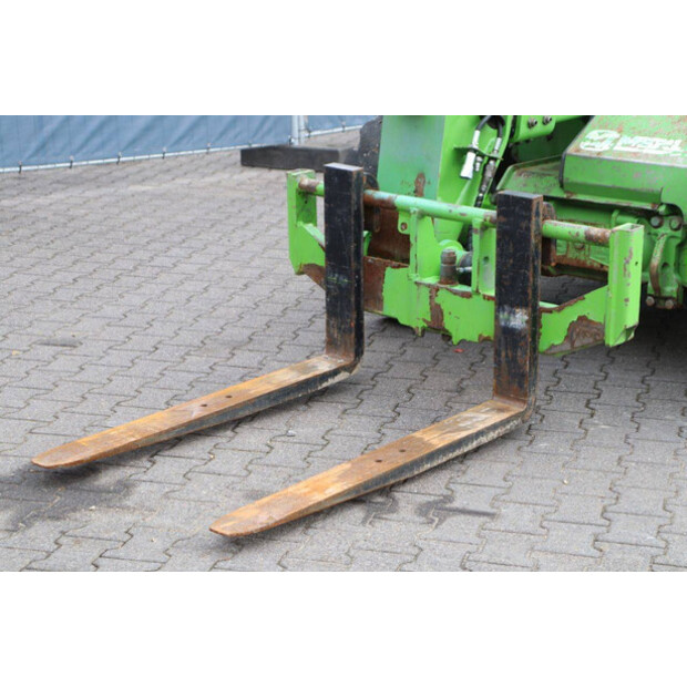2016 Merlo P25.6-42219758