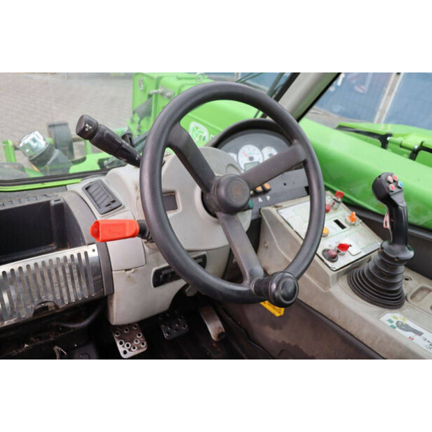 2016 Merlo P25.6-42219773