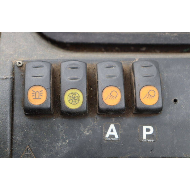 2016 Merlo P25.6-42219780