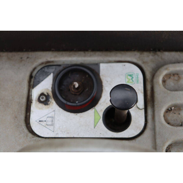 2016 Merlo P25.6-42219784