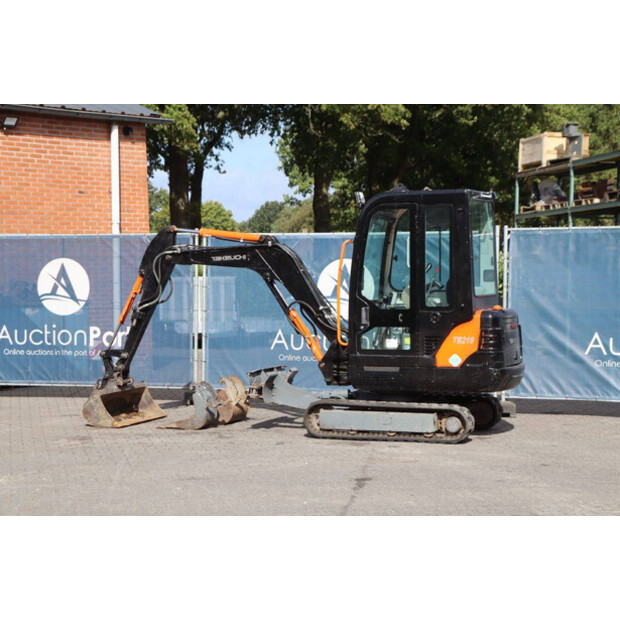 TAKEUCHI TB219-42220082