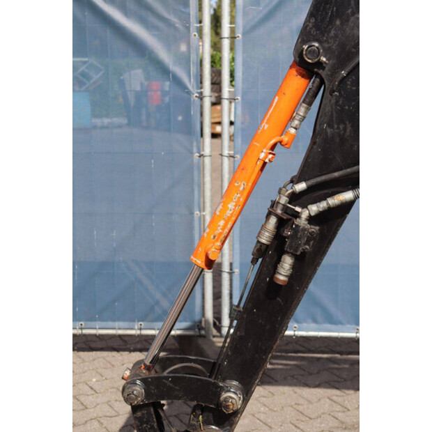 TAKEUCHI TB219-42220092