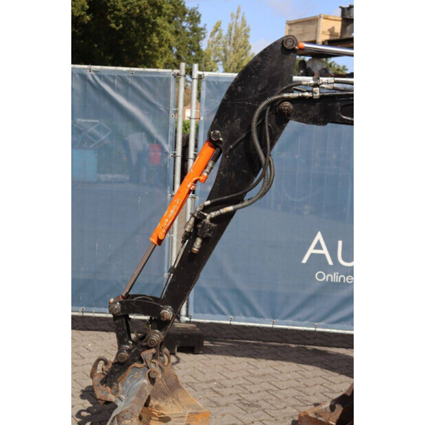 TAKEUCHI TB219-42220097