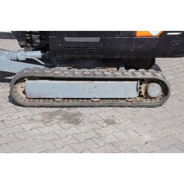 TAKEUCHI TB219-42220101