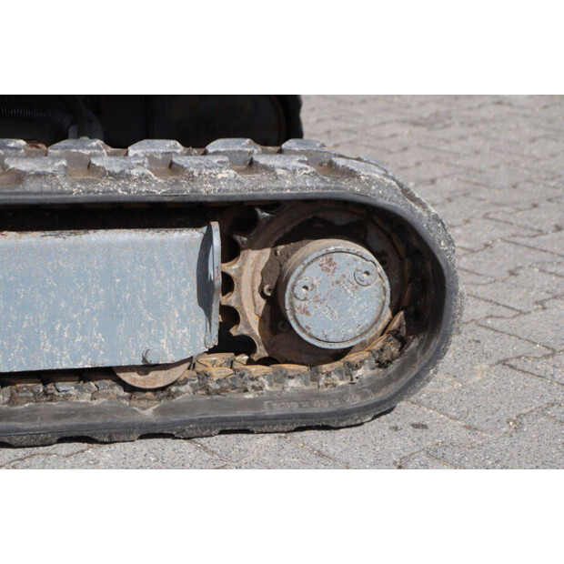 TAKEUCHI TB219-42220102