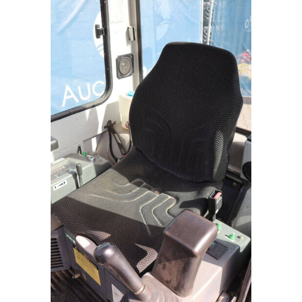 TAKEUCHI TB219-42220108